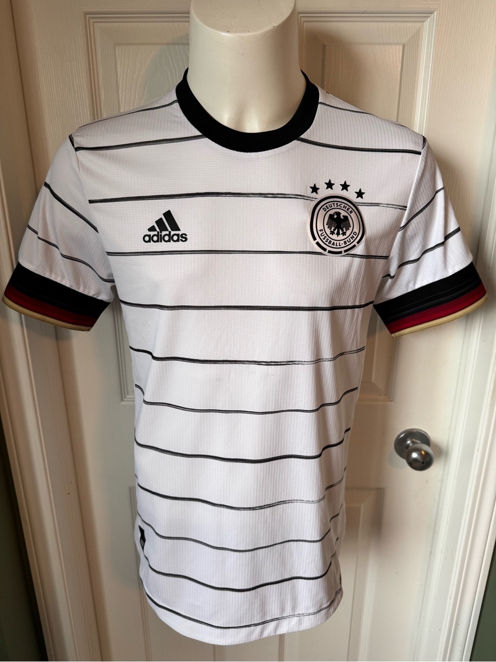 Mens Adidas Aero Ready Germany 2020 World Cup Soccer Jersey Medium Slim Fit - Picture 6 of 14